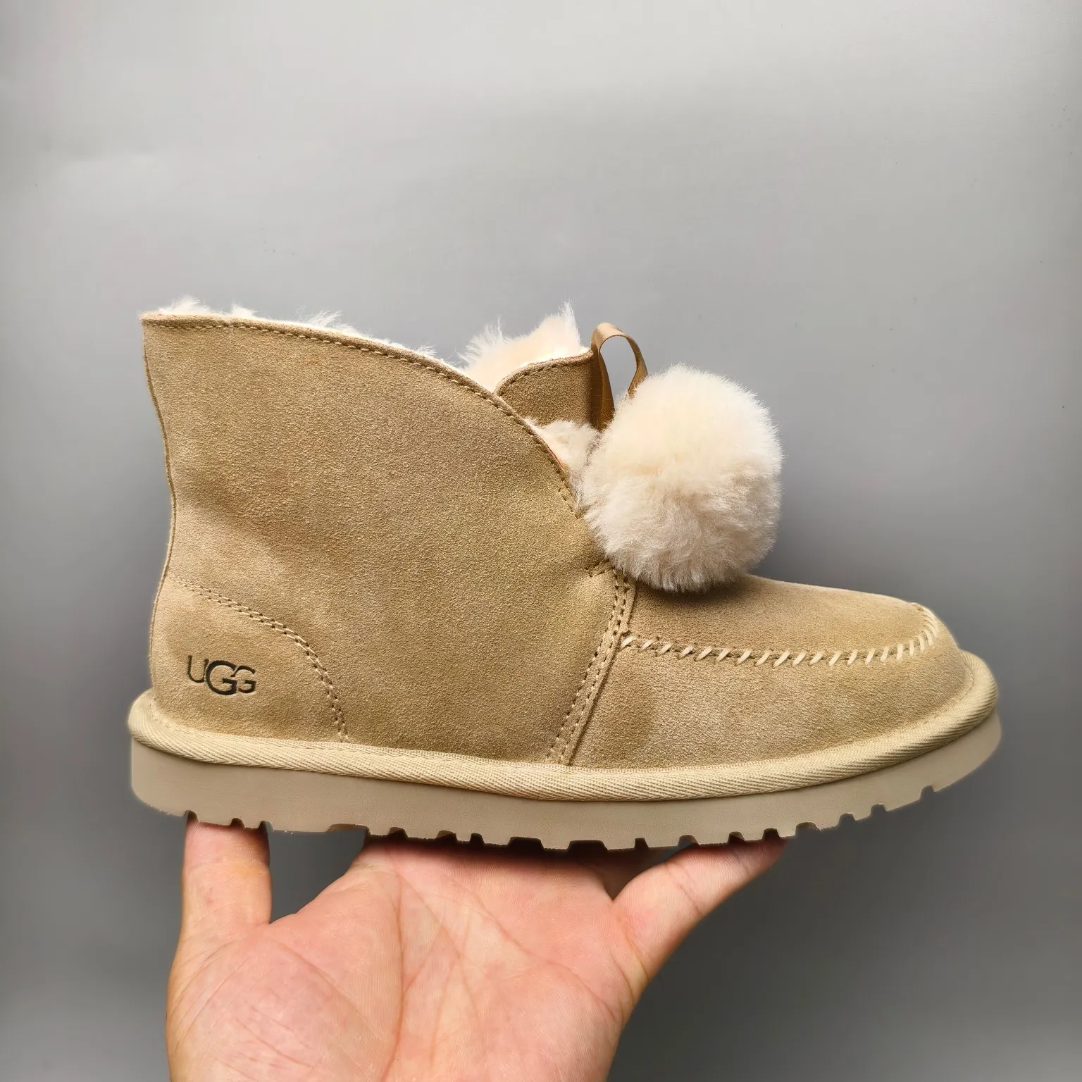 💰560 UGG sheepskin all-in-one snow boots 3517 double fur ball Kailin casual shoes Color: Maroon Sand Matching size: 35-40
